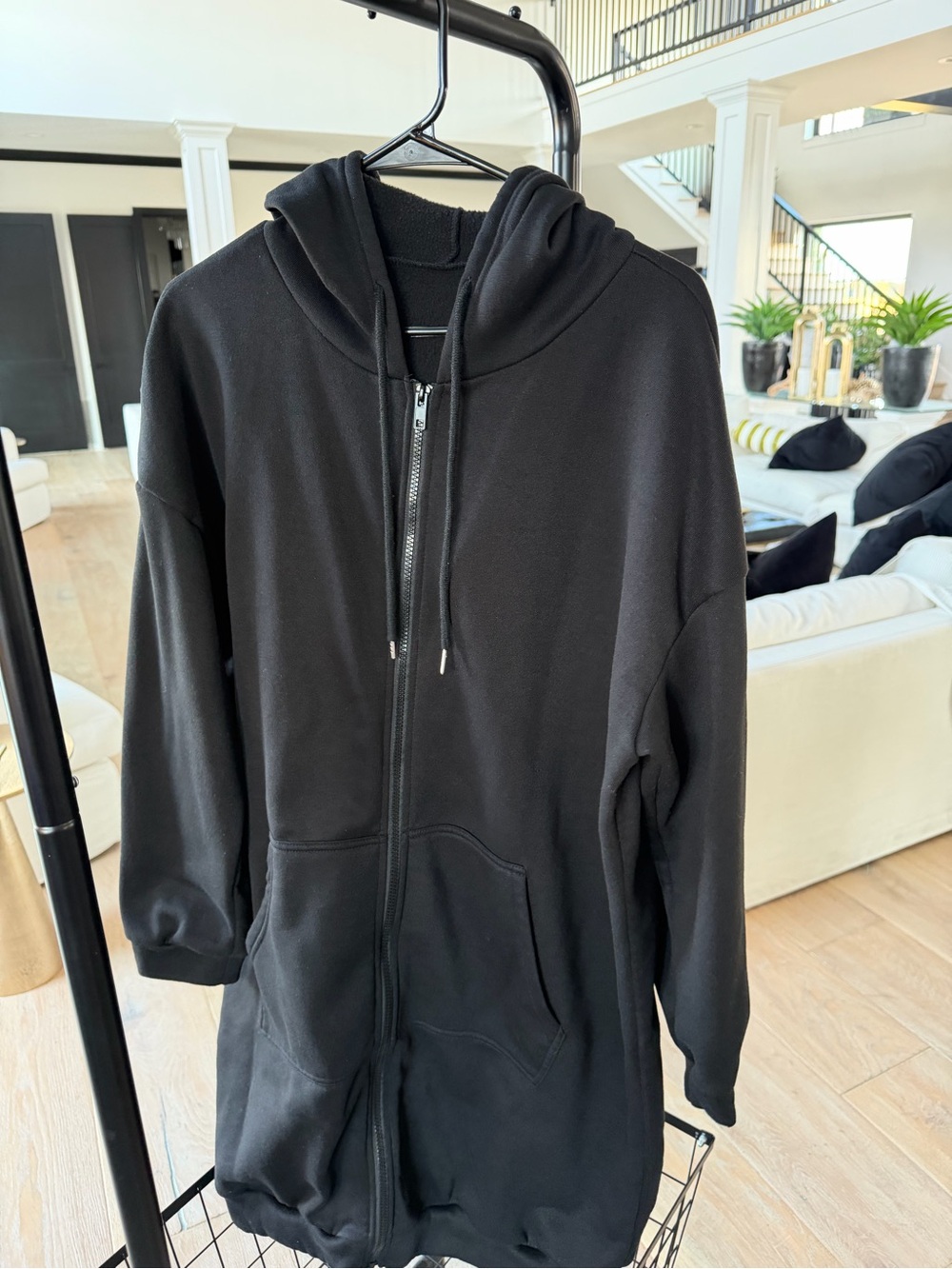 SHEIN Black Oversized Zip-Up Hooded Sweatshirt